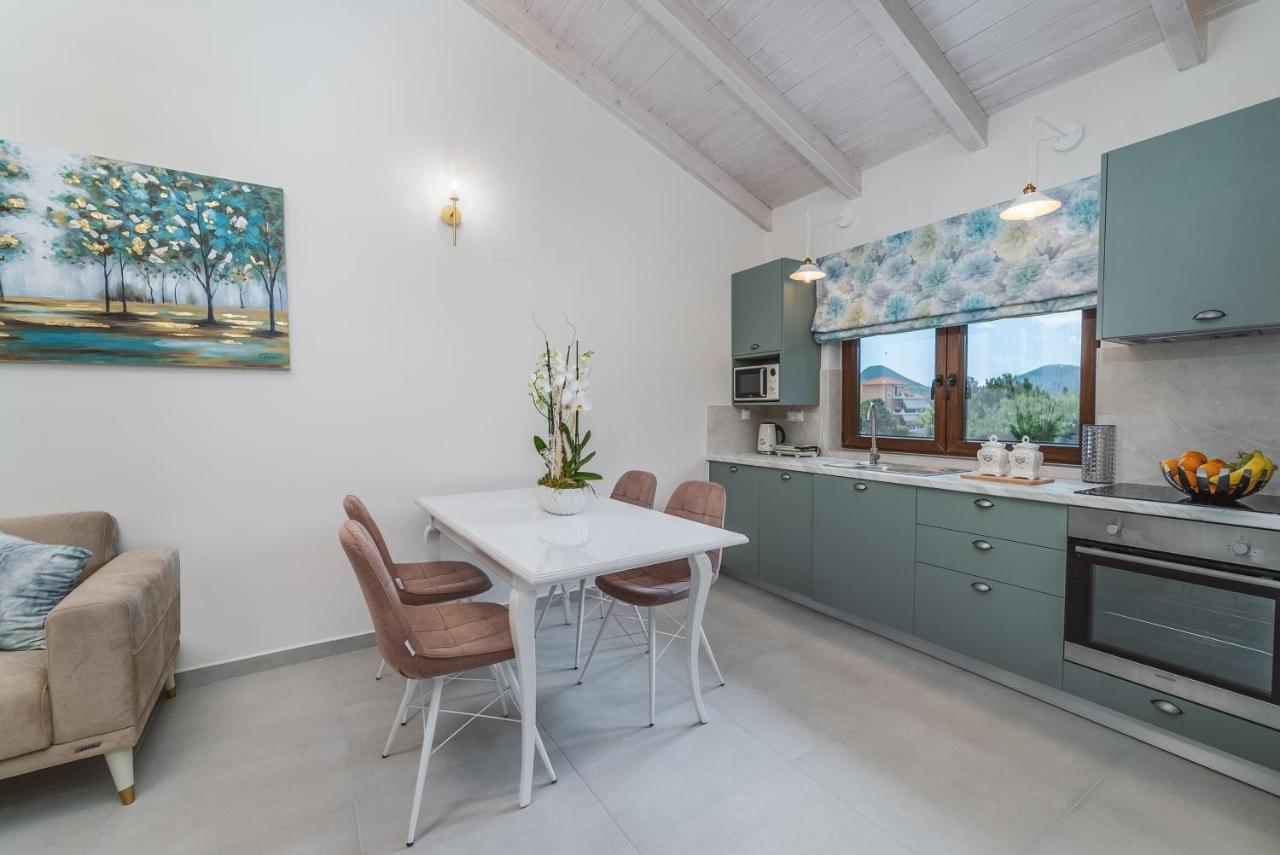 נידרי Vincenzo Suites מראה חיצוני תמונה
