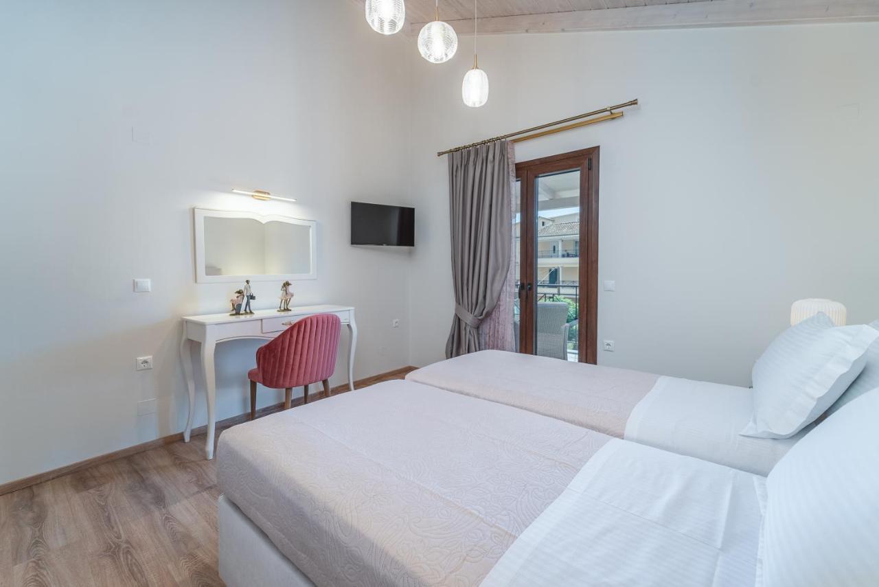 נידרי Vincenzo Suites מראה חיצוני תמונה